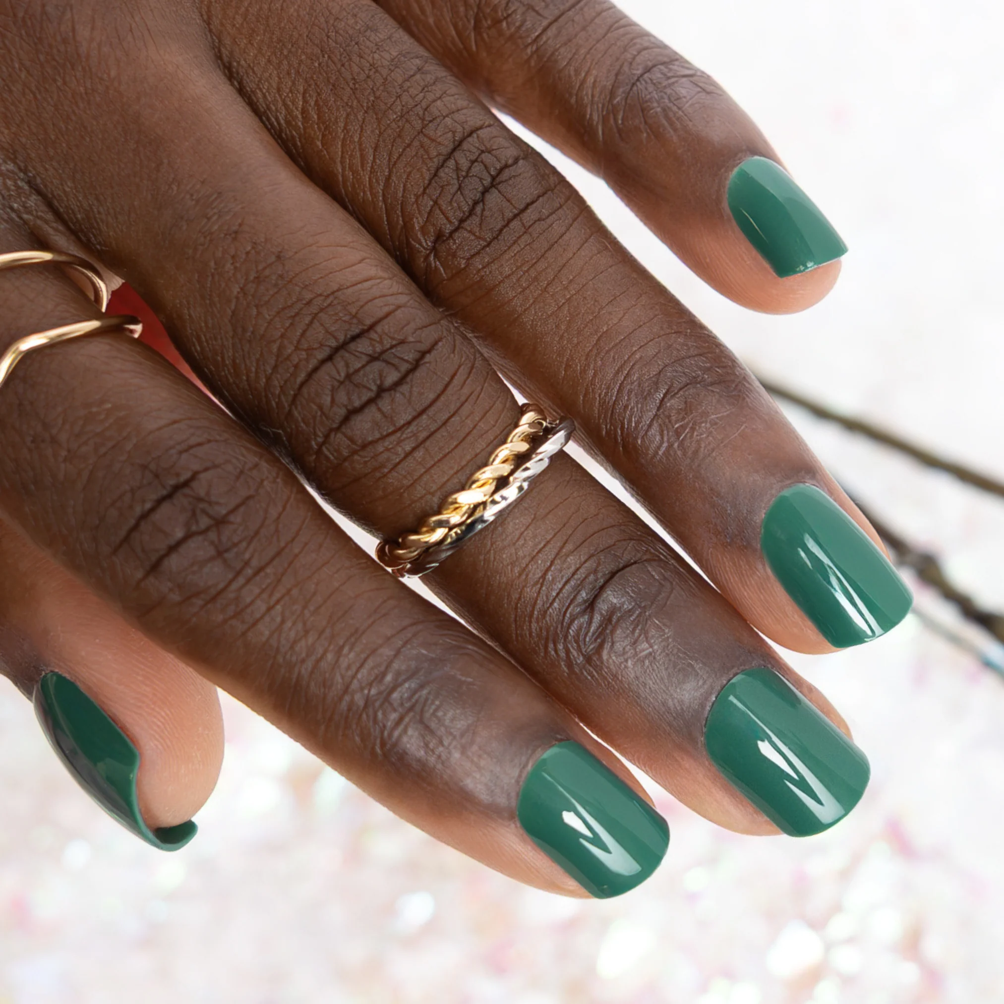 Evie's Emerald Envy - Image 2