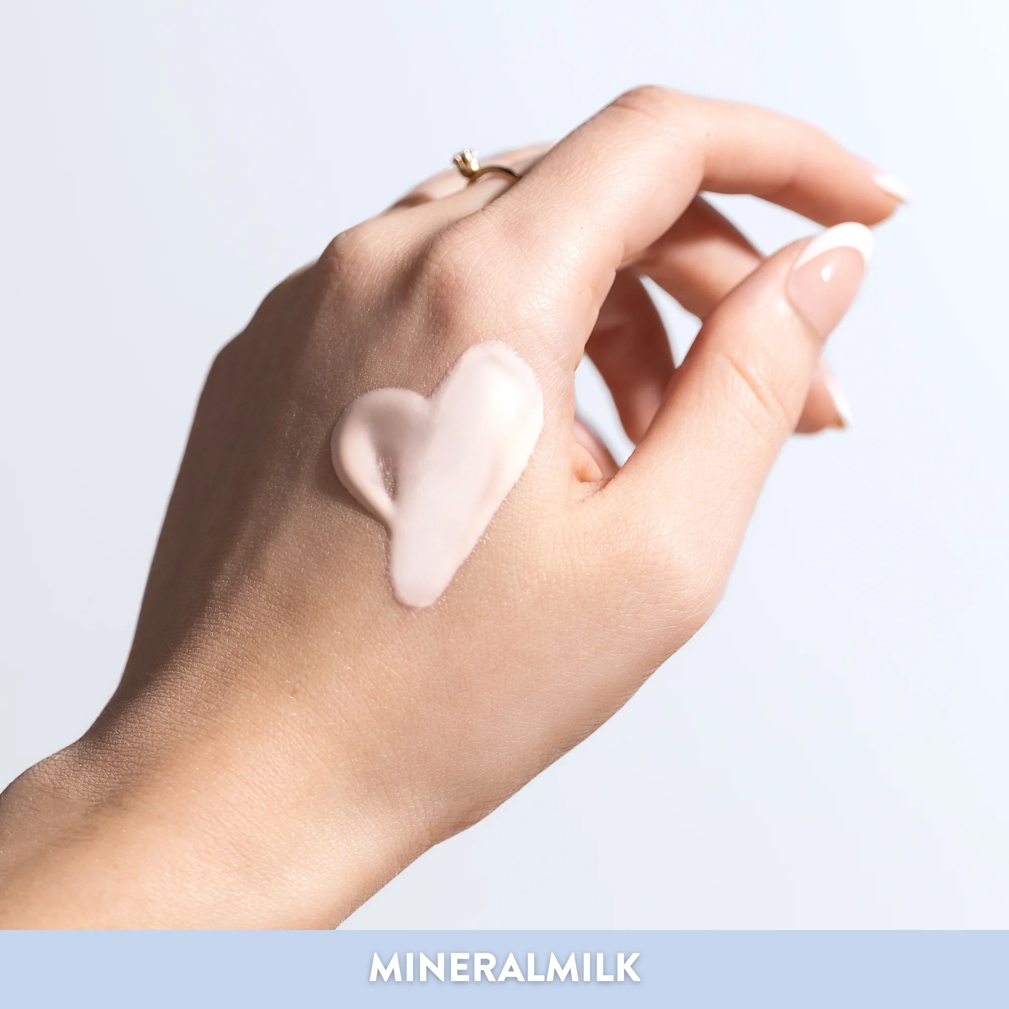 Perfect Base Bundle: MineralMilk Sunscreen + Skin Tint - Image 6