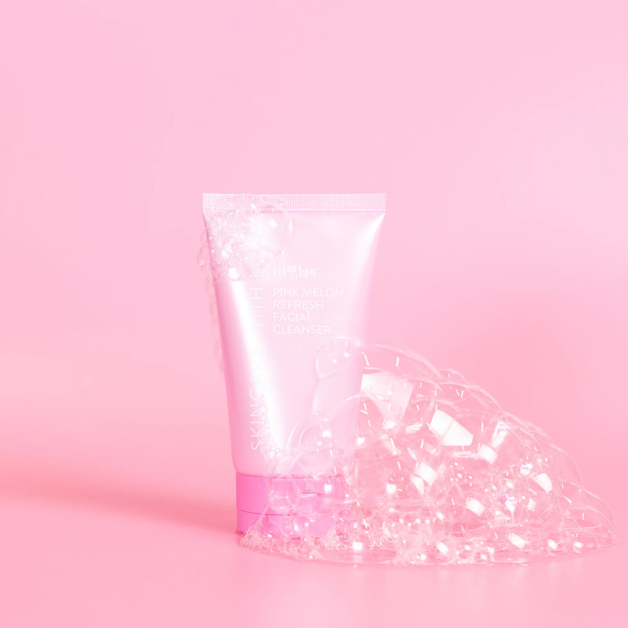 RefreshGel Facial Cleanser - Image 3