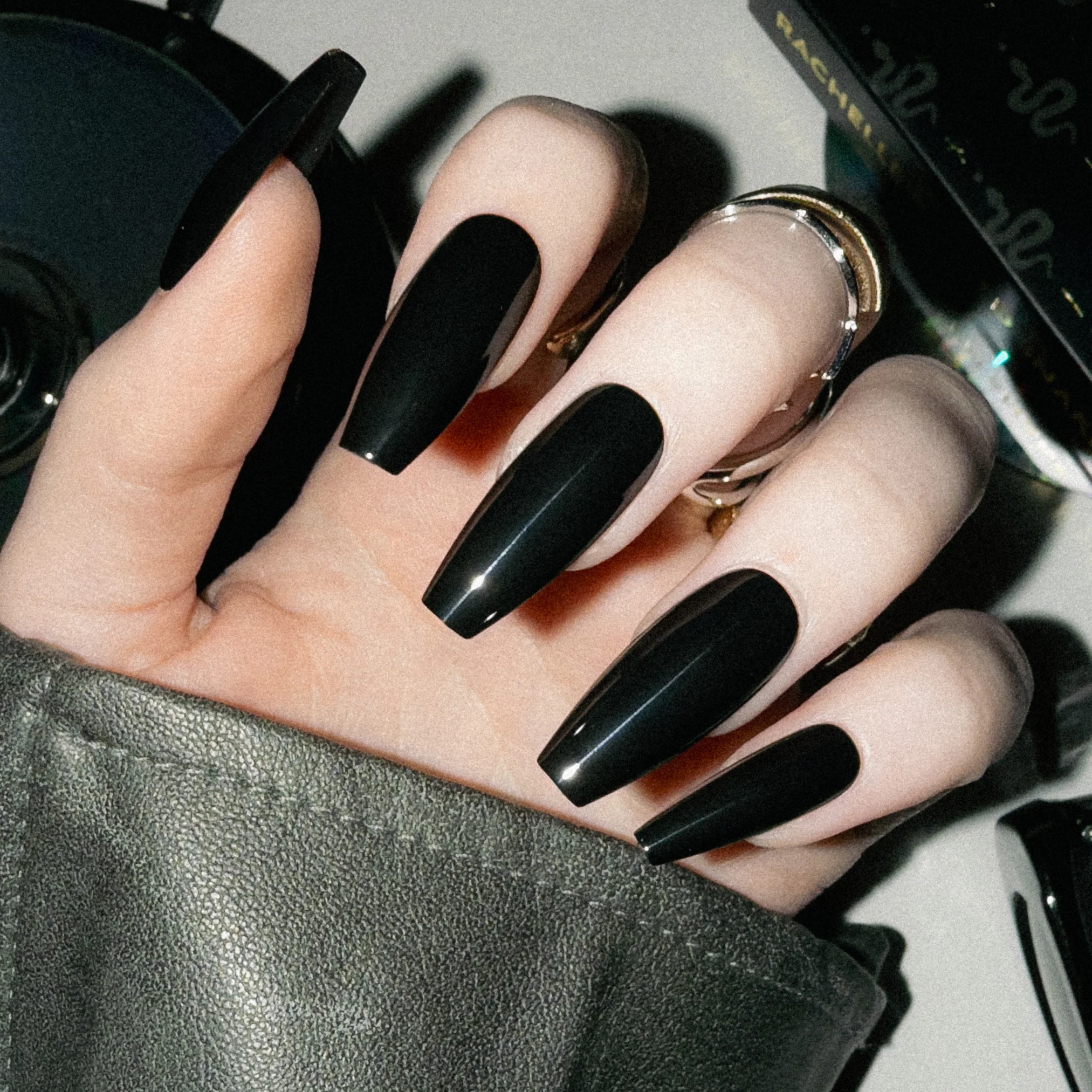 Rachelle Rolled Snake Eyes - Image 2
